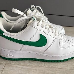 Nike Air White and Green Shoes